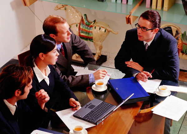 会议图片-人物图 笔记本电脑 电子商务 技术员