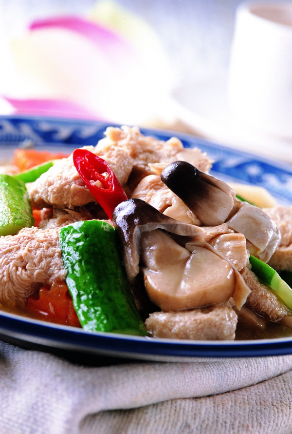 美食世界图片-生活百科图 黄瓜 蘑菇 炒肉,生活