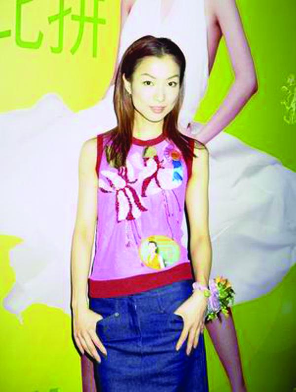 港台明星图片-服装设计图 背心 无袖 紫红花,服