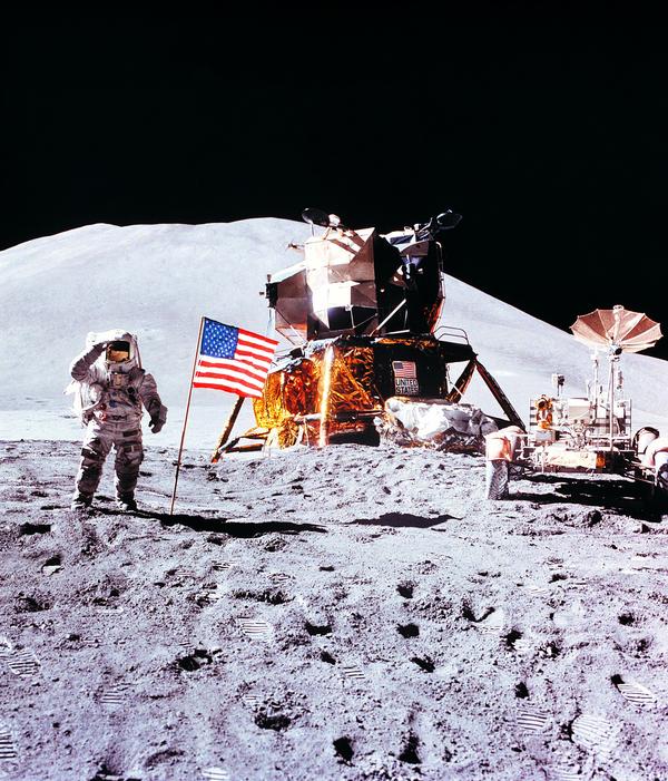 宇宙探索图片-科技图 美国国旗 插月球上 探测