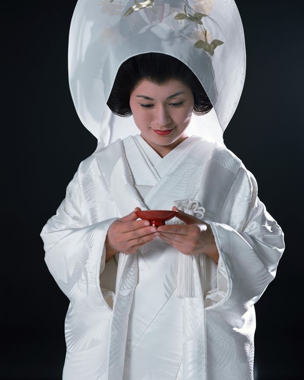 黄金圣水坐脸 吃黄金坐脸喝圣水