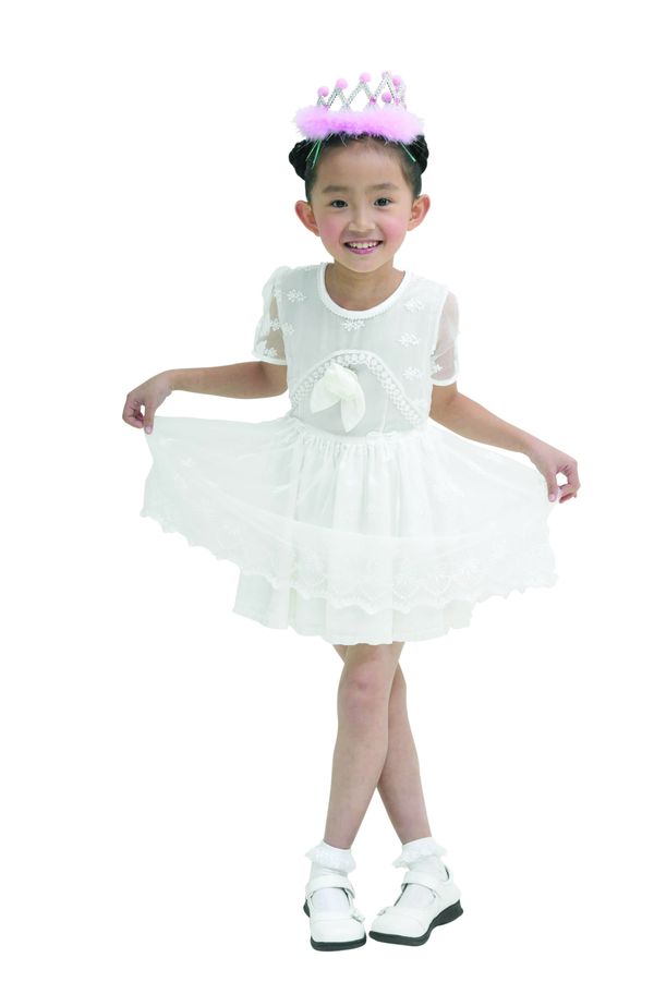 儿童广告图片-亲子教育图 连衣裙 白色 漂亮,亲