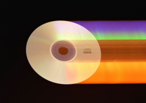 光碟制造图片-科技图 金碟 飞速 读写 三色 超强