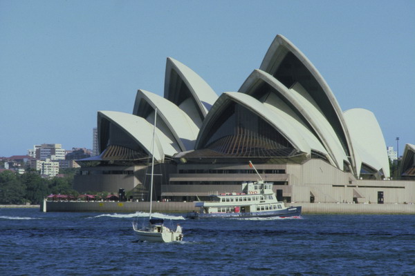 标志建筑图片-建筑图 澳大利亚 悉尼 歌剧院 海边 游船,建筑,标志建筑
