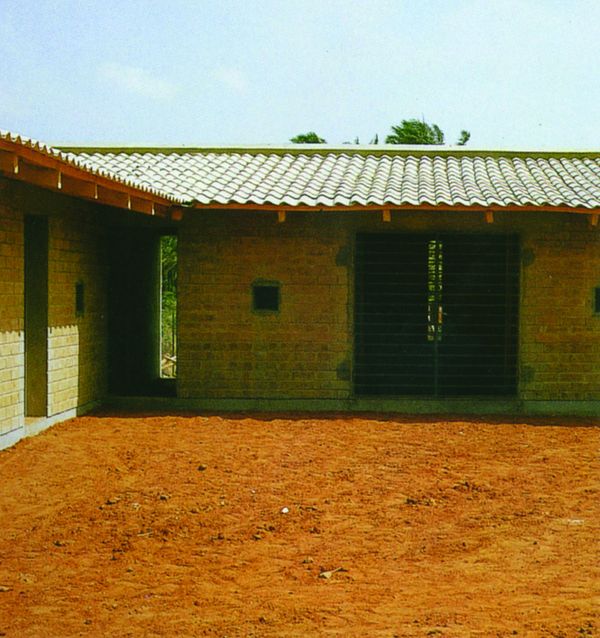 非洲图片-世界建筑设计图 瓦屋 平房 泥土,世界