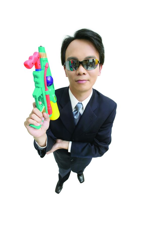 道具手势图片-人物图 爸爸 玩具 手枪,人物,道具