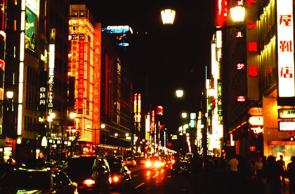 灯火阑珊图片-自然风景图 夜市 招牌 街道,自然