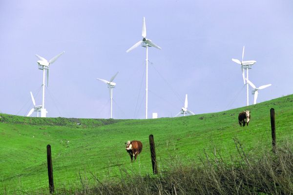 环保措施图片-工业图+风车