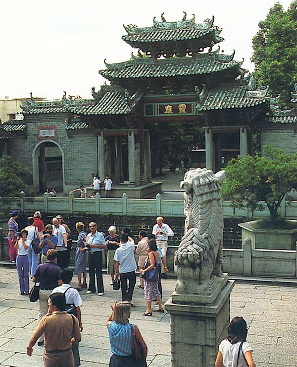 佛山祖庙 游客 拍照 留影,广东省图片-全国各省
